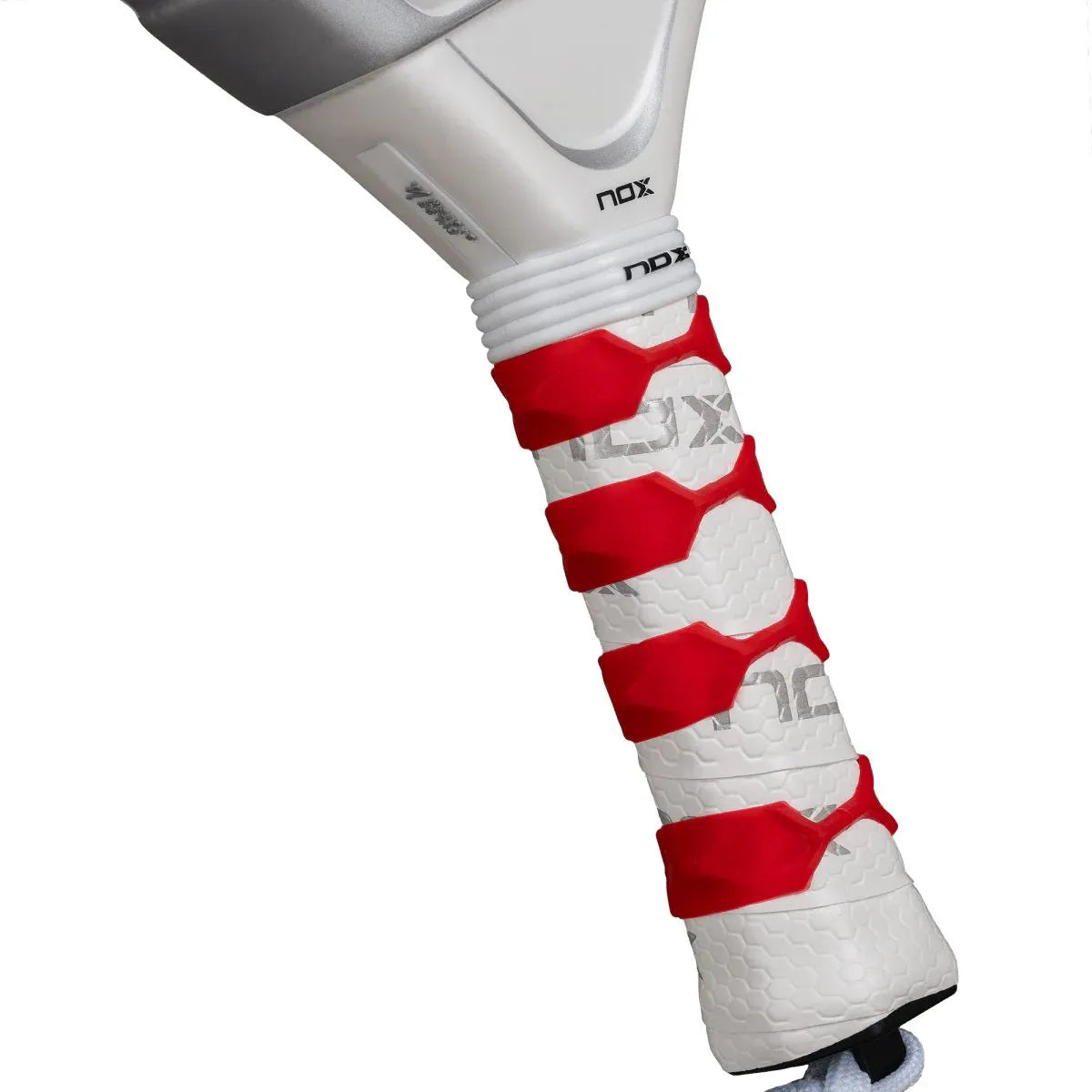 RAQUETTE DE PADEL NOX AT10 GENIUS ATTACK 12K ALUM XTREME BY AGUSTIN TAPIA 2026