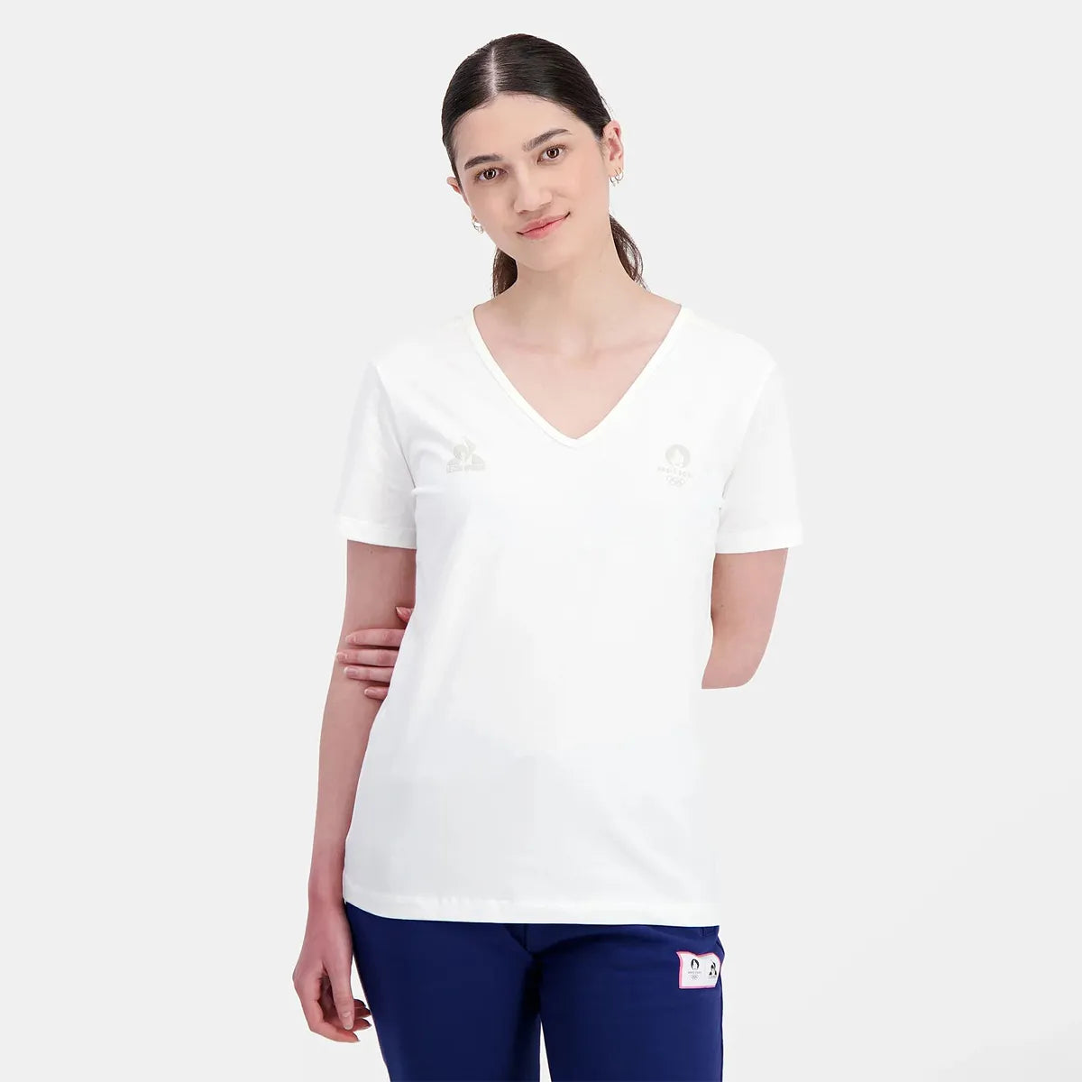 T-Shirt Le Coq Sportif Col V Paris 2024 Essentiel