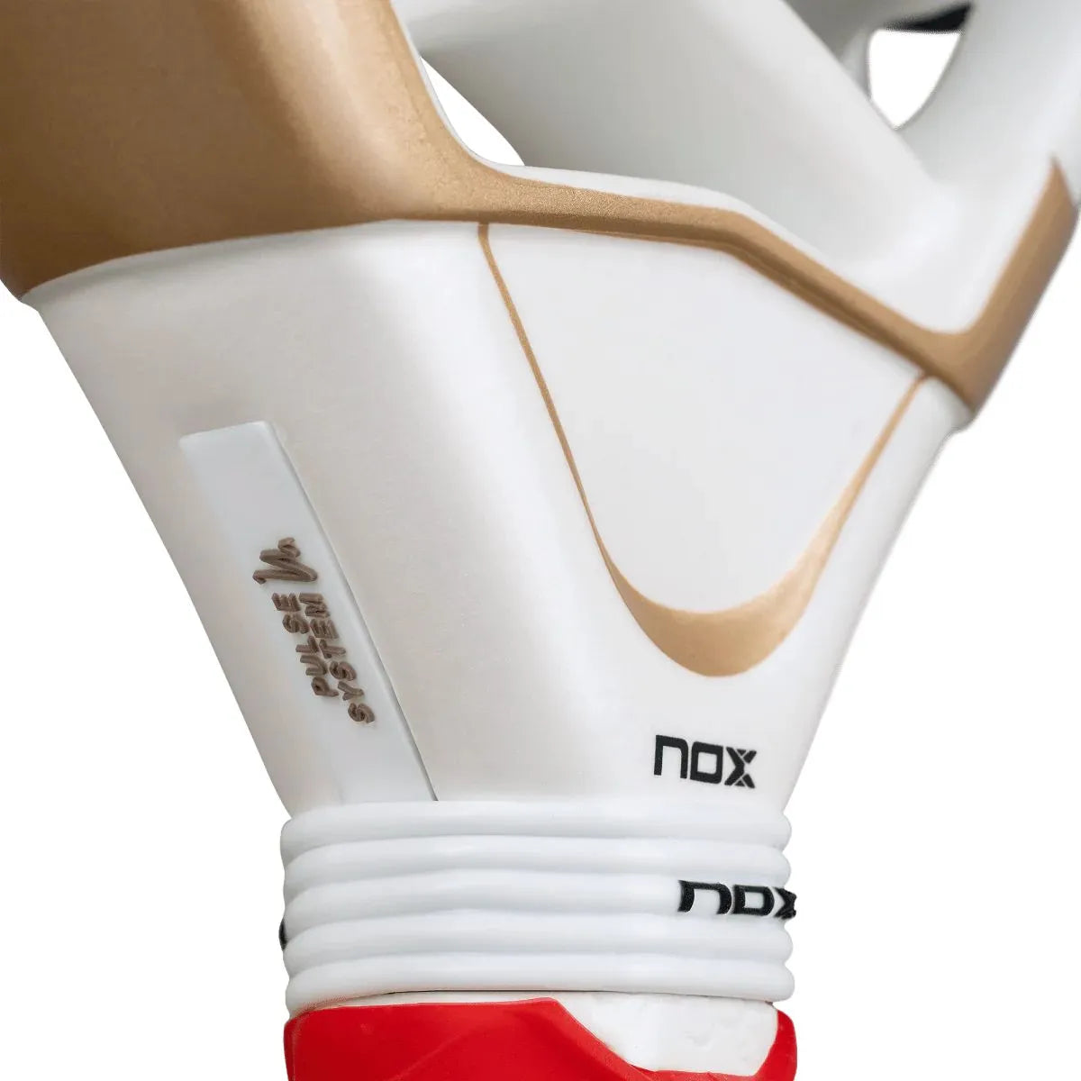 RAQUETTE DE PADEL NOX AT10 GENIUS 12K ALUM XTREME BY AGUSTIN TAPIA 2026