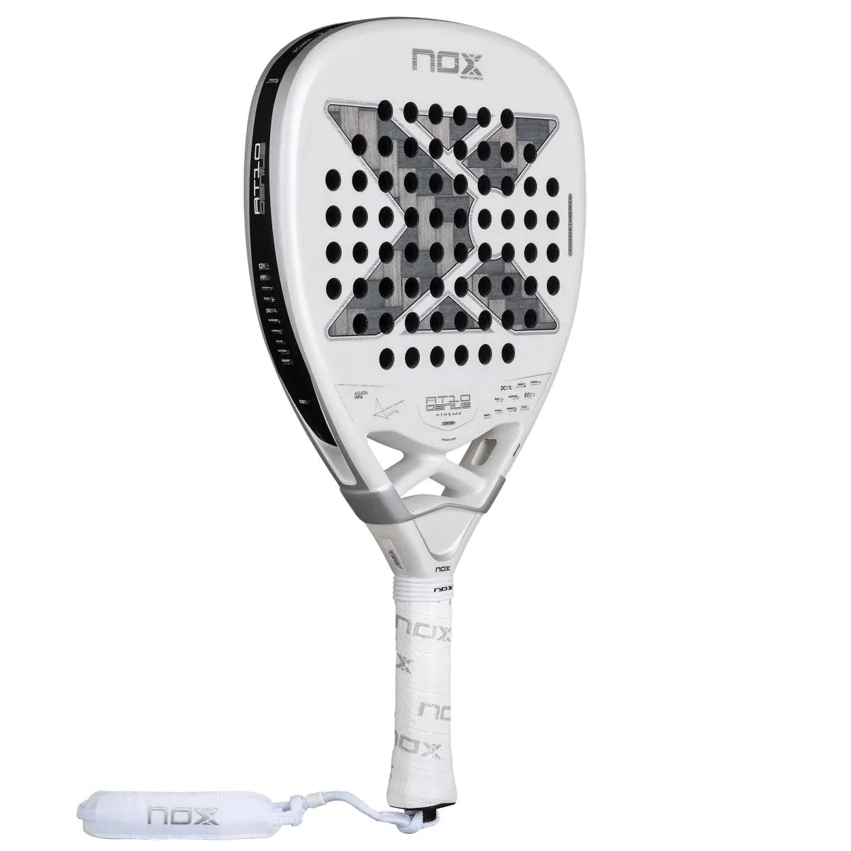 Raquette Test de Padel Nox AT10 Genius Attack 12K Alum Xtreme by Agustin Tapia