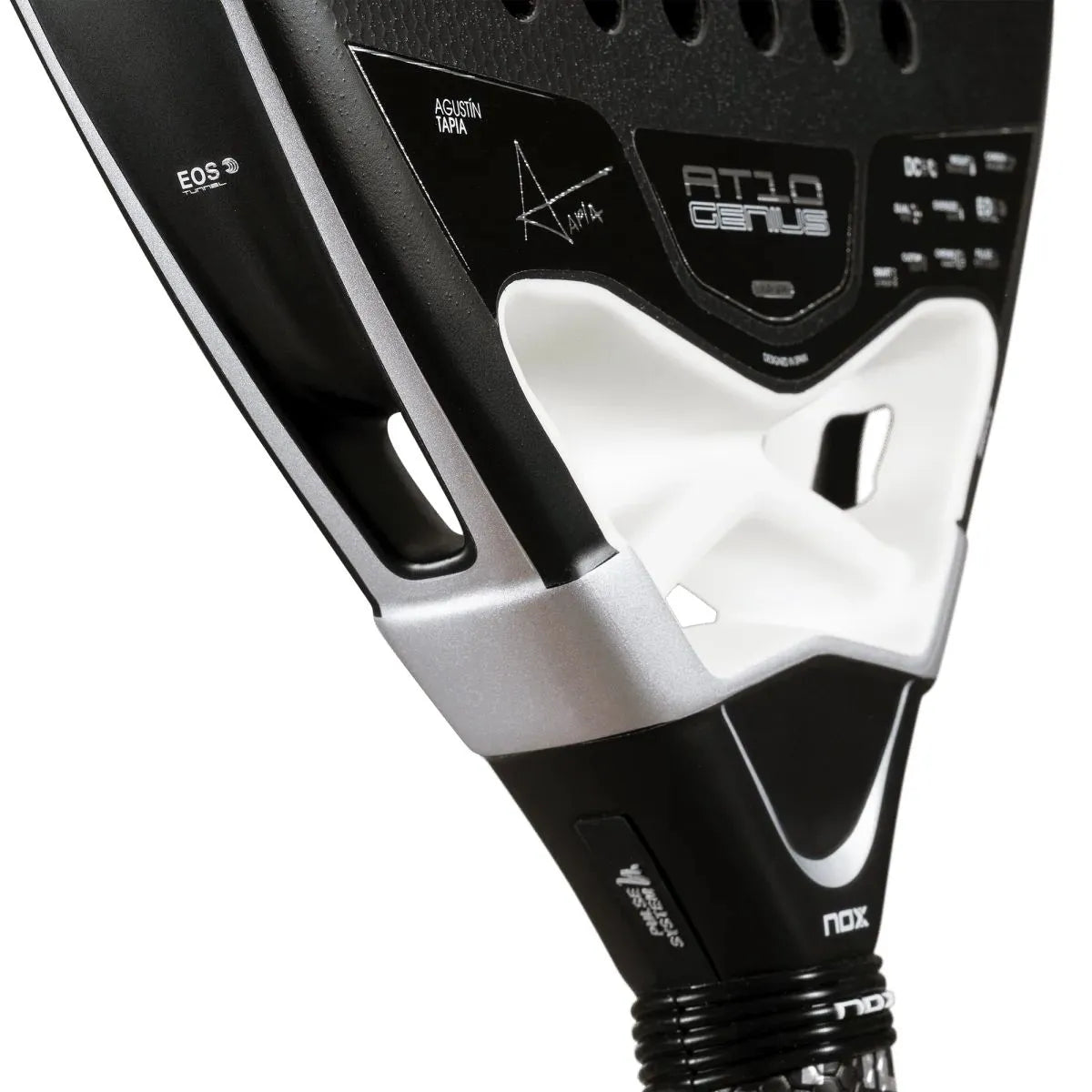 RAQUETTE DE PADEL NOX AT10 GENIUS ATTACK 18K ALUM BY AGUSTIN TAPIA 2026