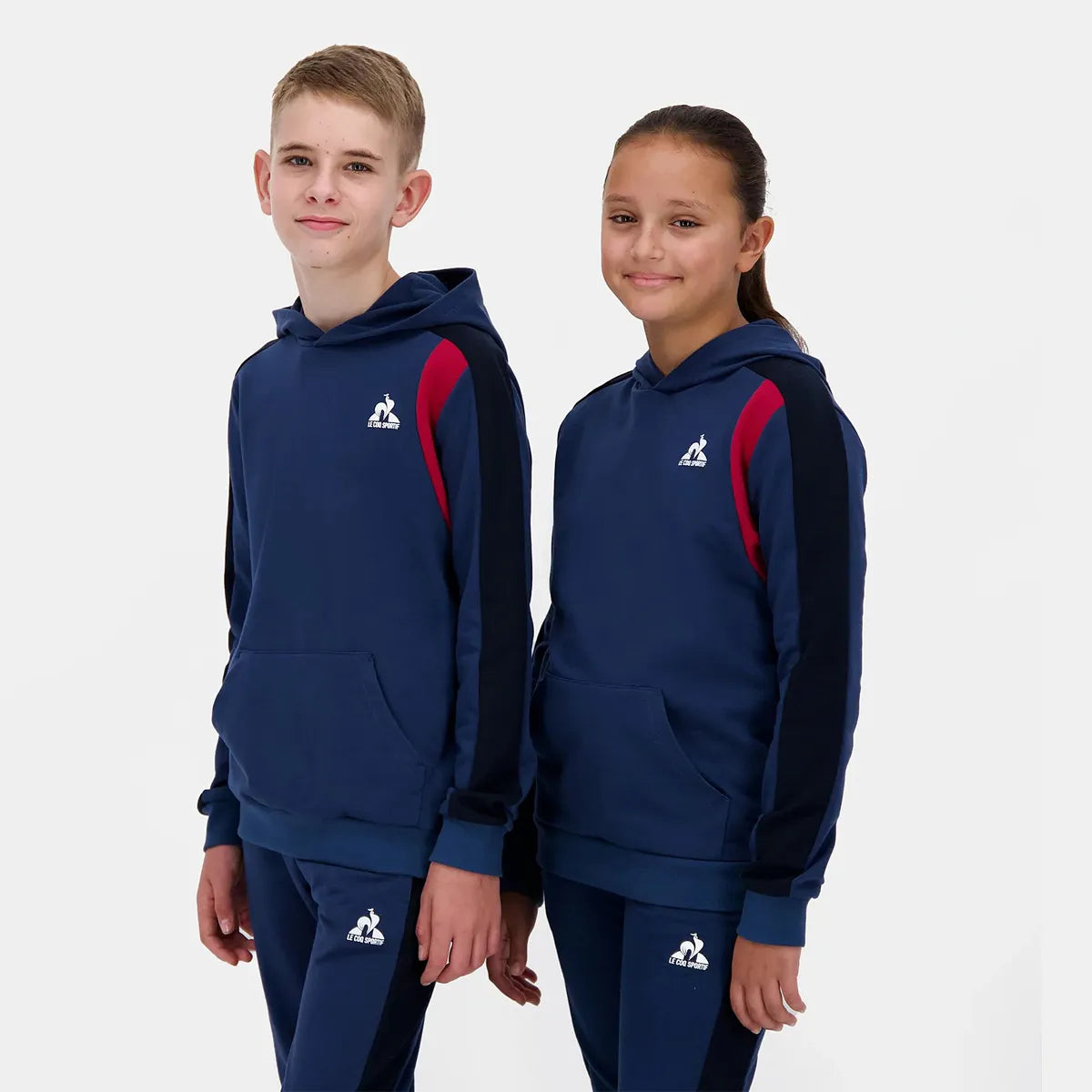 SWEAT LE COQ SPORTIF JUNIOR TRICOLORE A CAPUCHE