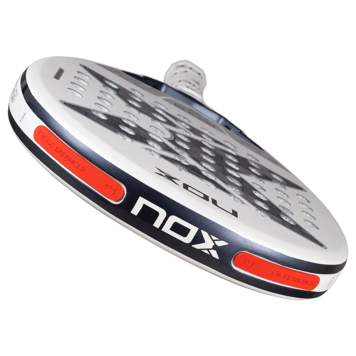 RAQUETTE DE PADEL NOX AT10 GENIUS 12K ALUM XTREME LITE BY AGUSTIN TAPIA 2026