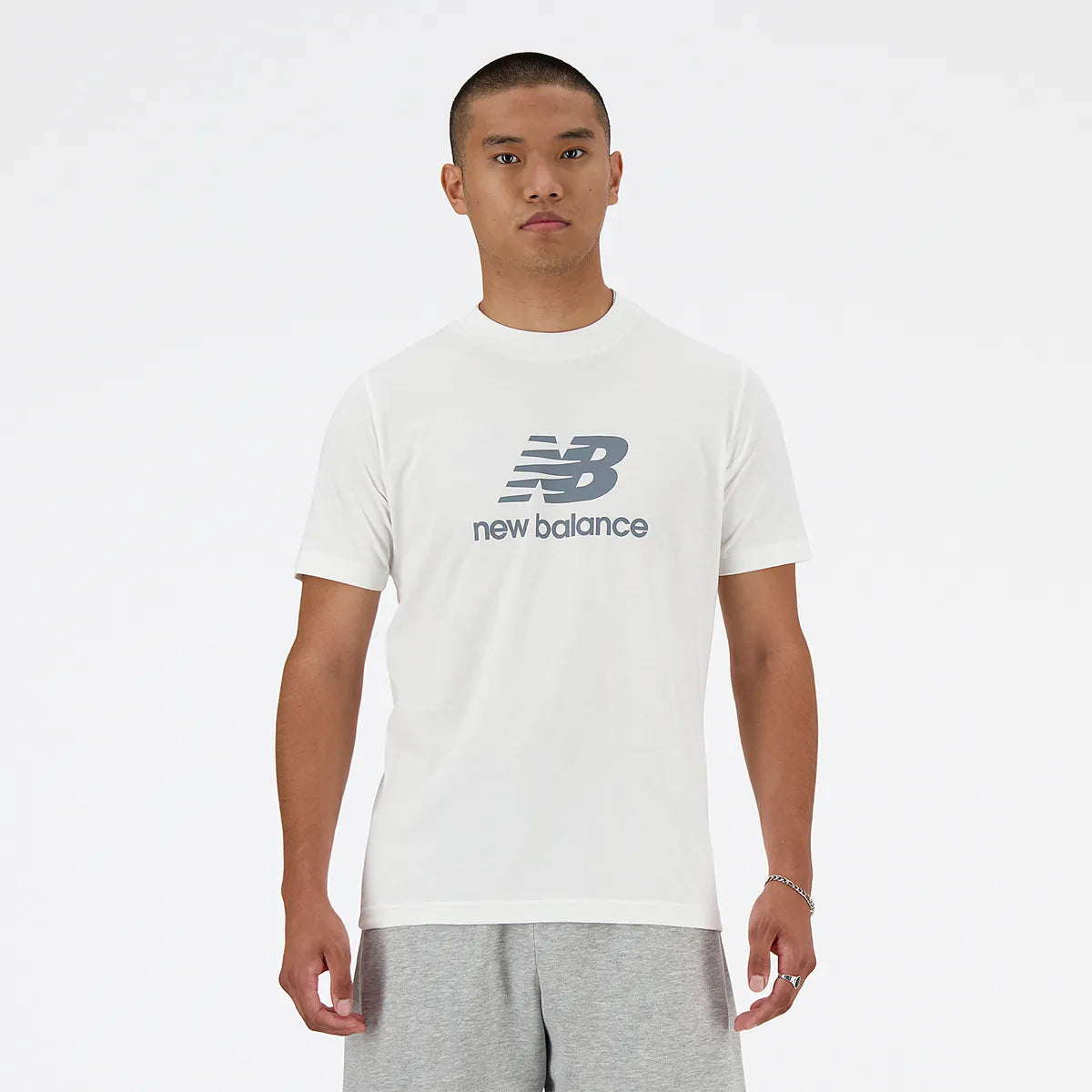 T-SHIRT NEW BALANCE ESSENTIALS LOGO