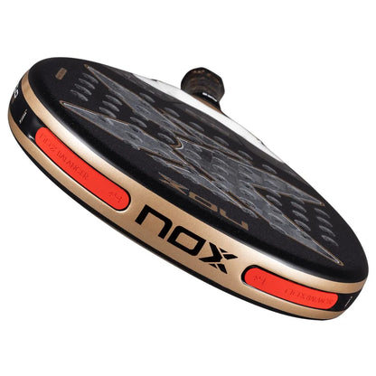 RAQUETTE DE PADEL NOX AT10 GENIUS 18K ALUM BY AGUSTIN TAPIA 2026