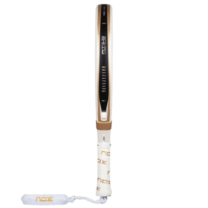 RAQUETTE DE PADEL NOX AT10 GENIUS 12K ALUM XTREME BY AGUSTIN TAPIA 2026