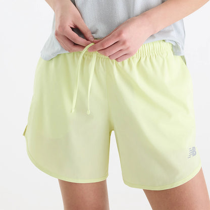 Short New Balance Femme Sport Essentials 5In