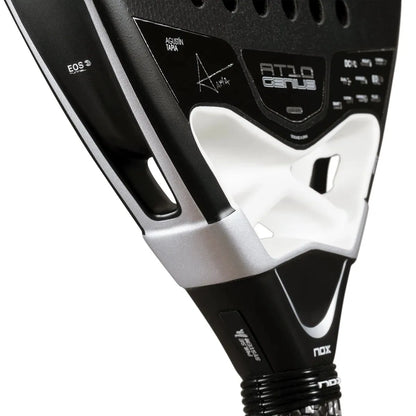 RAQUETTE DE PADEL NOX AT10 GENIUS ATTACK 18K ALUM BY AGUSTIN TAPIA 2026