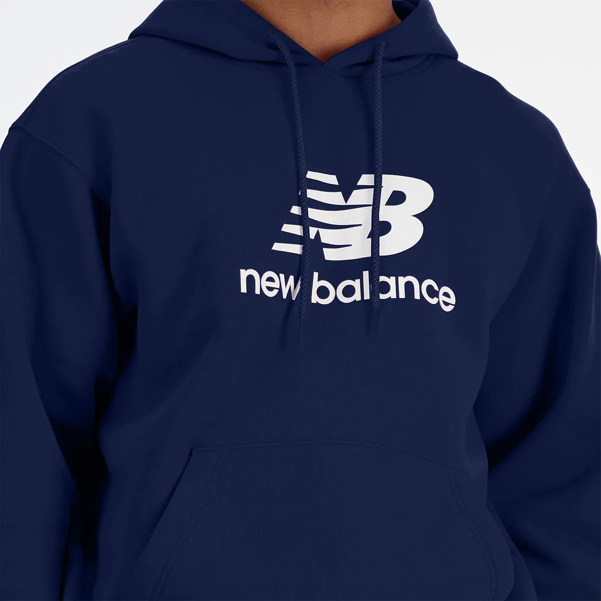 SWEAT NEW BALANCE ESSENTIAL LOGO A CAPUCHE